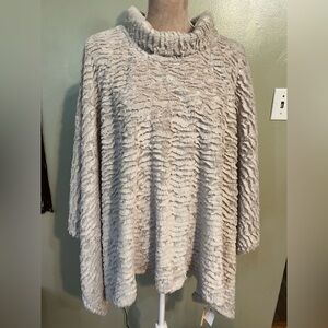 LIB Womens Cozy Sift Comfy  Cream Poncho Fall OS NWT